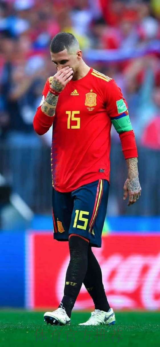 曼晚：拉莫斯是天生赢家 短期签约曼联很合适